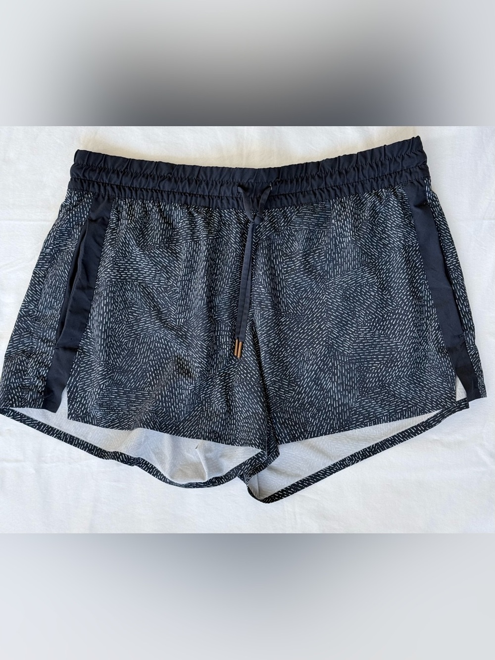 Athleta Navy Elastic Waist Athletic Shorts - Picture 2 of 6